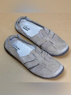 Clarks Ultimate Comfort Collection Tan Flat Slip-on Comfort Shoes Size 8
